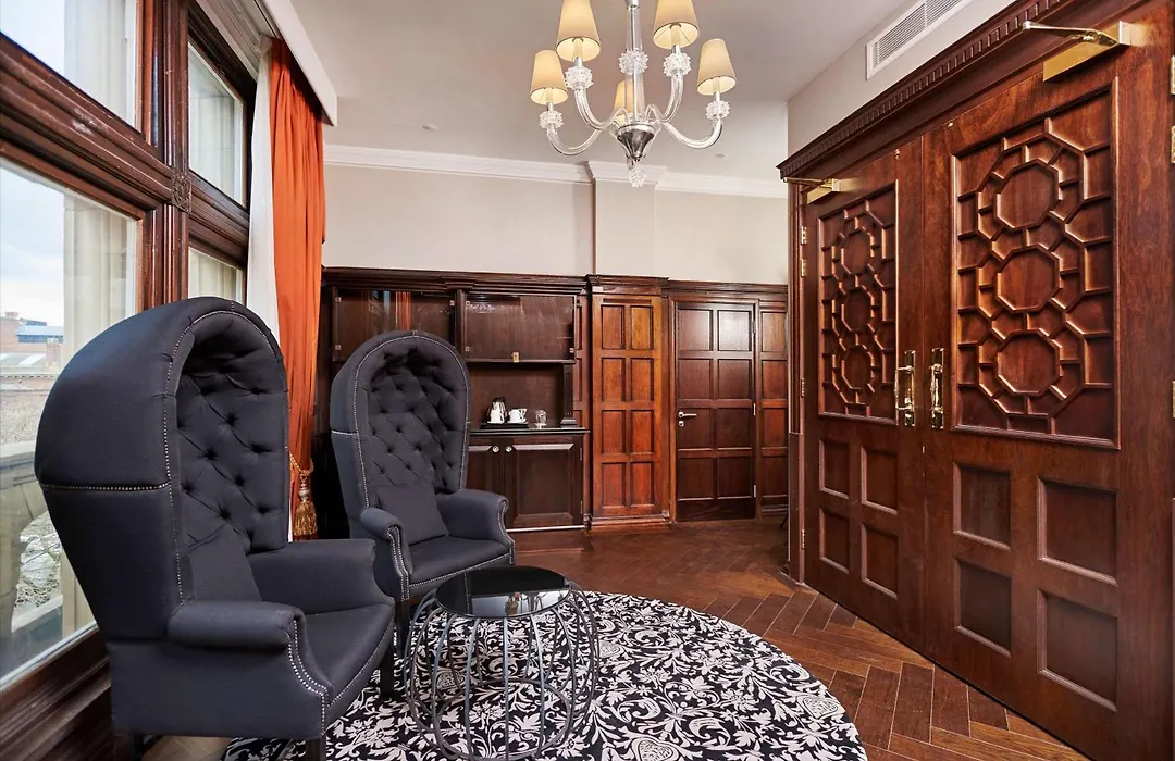 Doubletree By Hilton Hotel & Spa Liverpool-1
